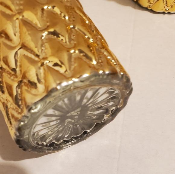 Set Of Two Perfume Decanters - Picture 3 of 4